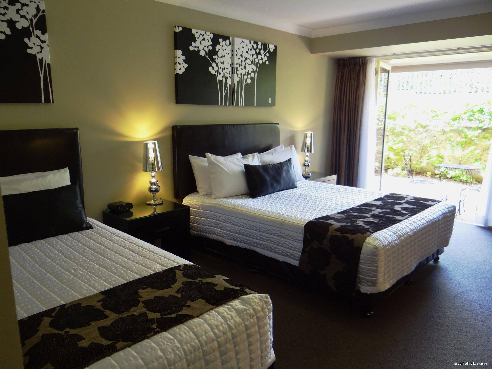 Ambassador On Ruthven Motel Toowoomba Buitenkant foto