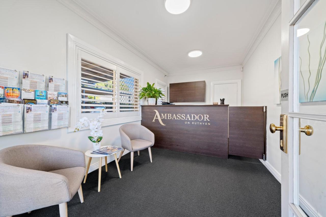Ambassador On Ruthven Motel Toowoomba Buitenkant foto