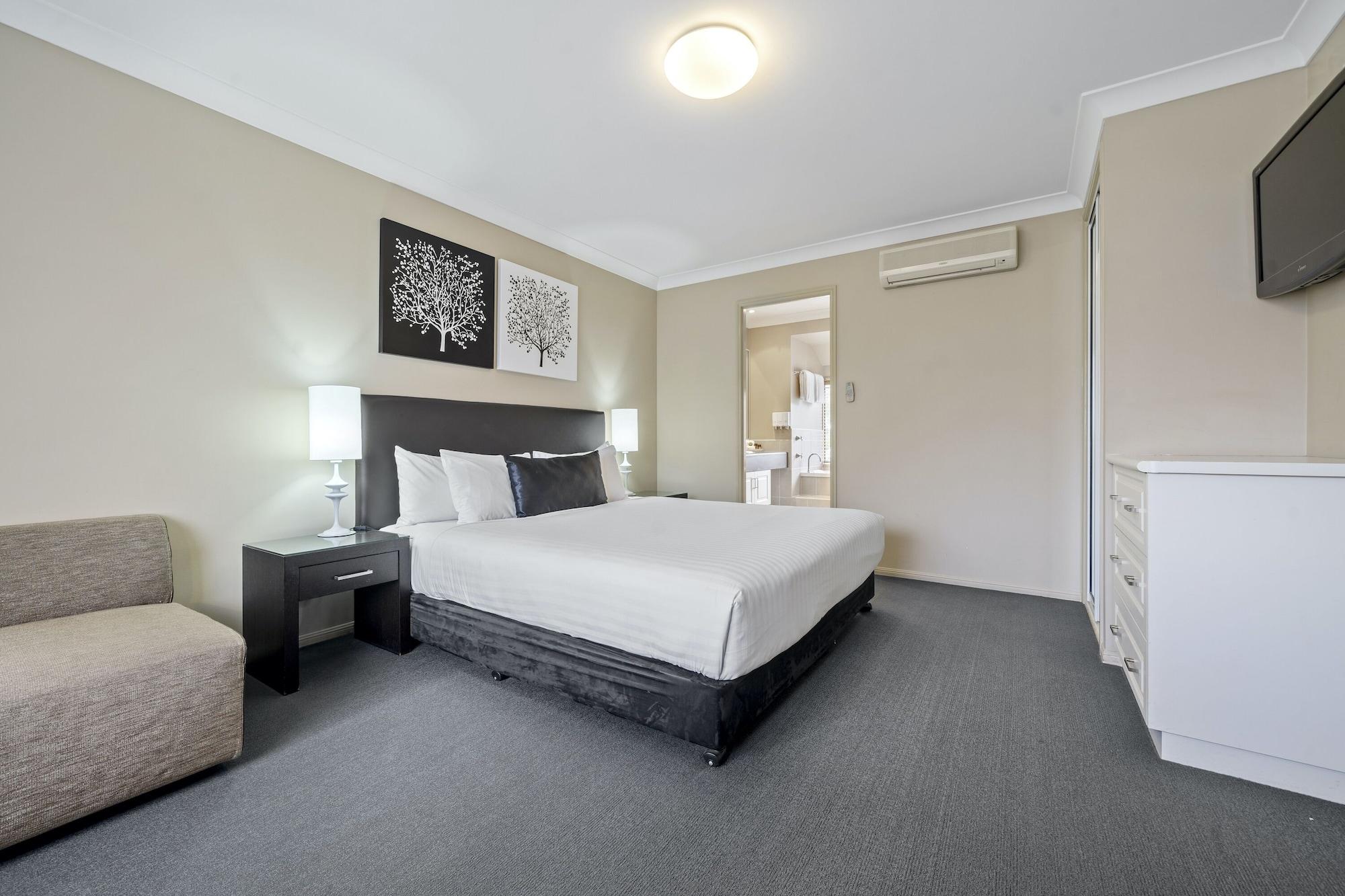 Ambassador On Ruthven Motel Toowoomba Buitenkant foto