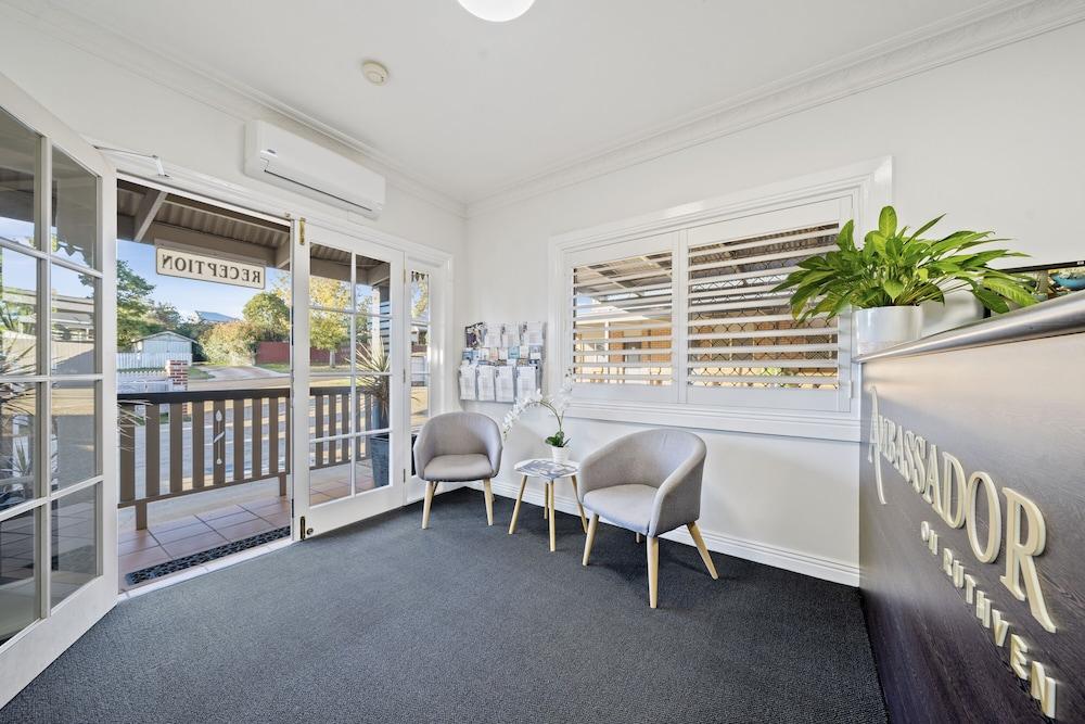 Ambassador On Ruthven Motel Toowoomba Buitenkant foto